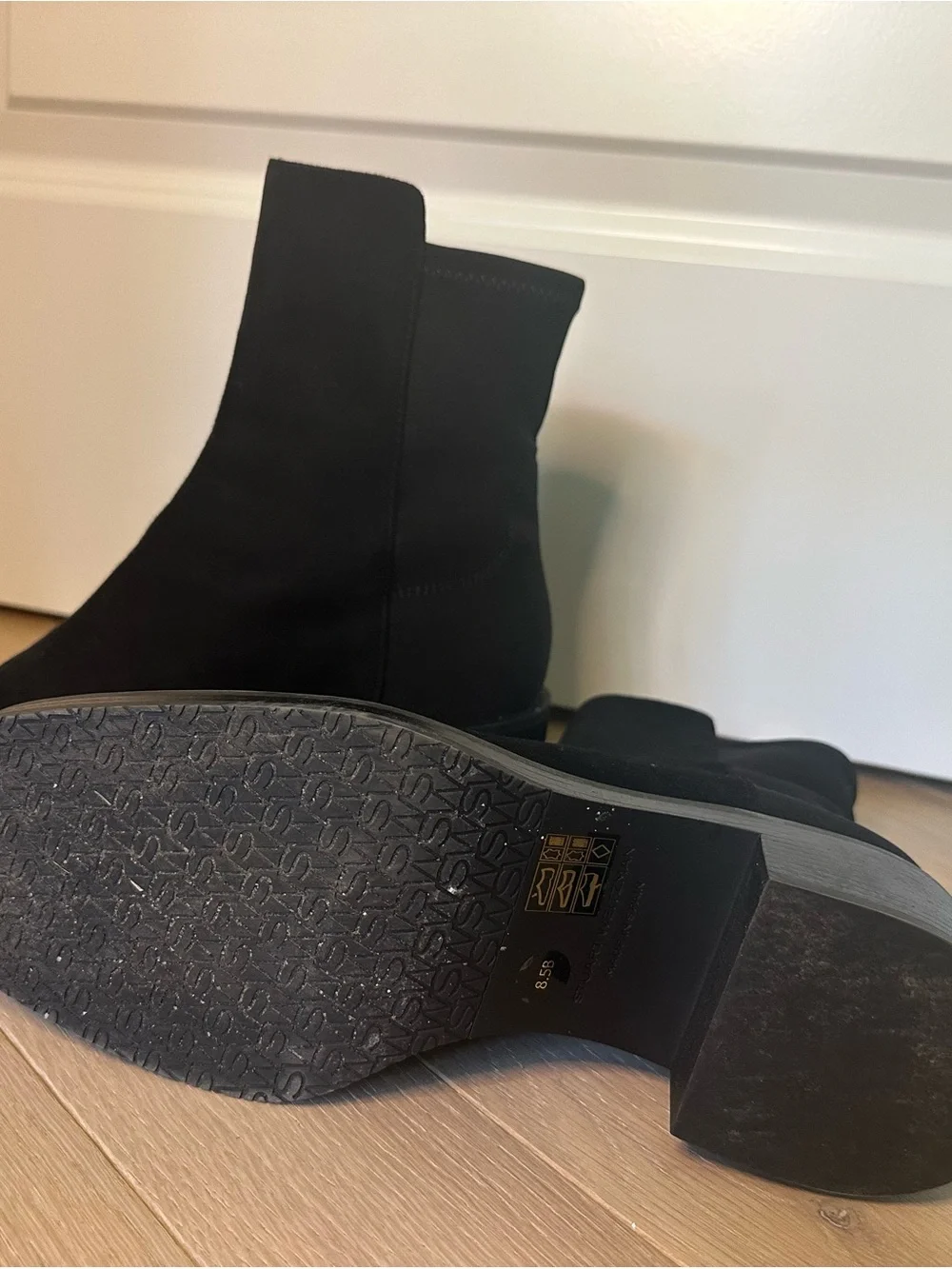 Stuart Weitzman Kaia 5050 Classic Women's Black Chelsea Ankle Boots